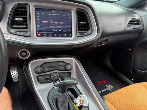 Used 2021 Dodge Challenger R/T Scat Pack RWD image 32