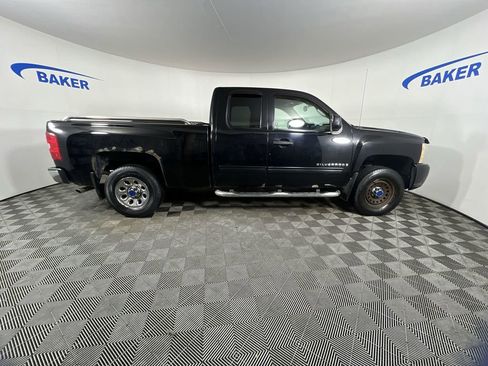 Used 2009 Chevrolet Silverado 1500 LT AWD/4WD image 10