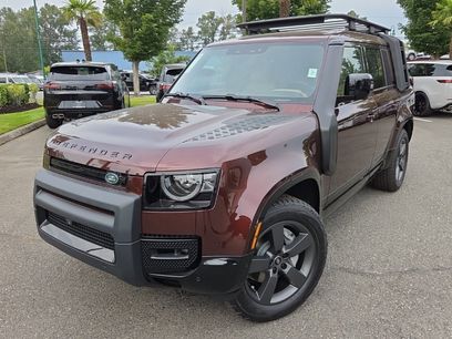 New 2025 Land Rover Defender 130 X-Dynamic SE