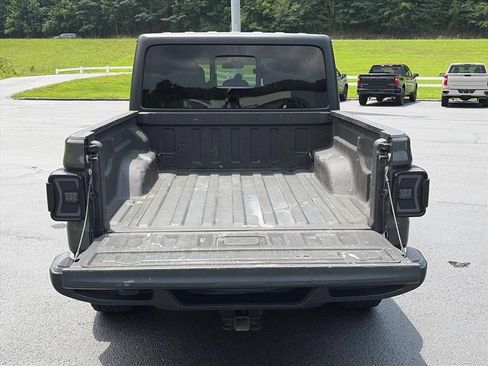 Used 2023 Jeep Gladiator Sport AWD/4WD image 30
