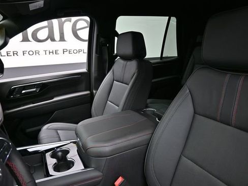 Used 2025 Chevrolet Tahoe RST w/ Comfort Package AWD/4WD image 16