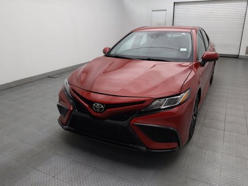 Used 2021 Toyota Camry SE FWD image 15
