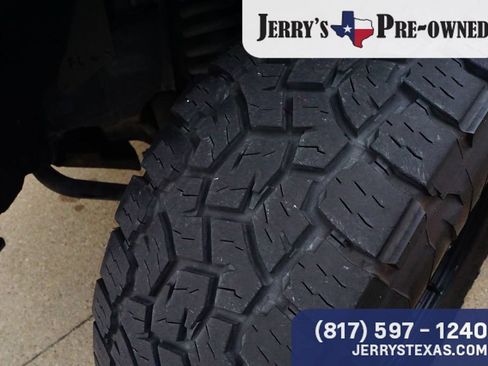 Used 2022 Toyota Tundra Capstone AWD/4WD image 8