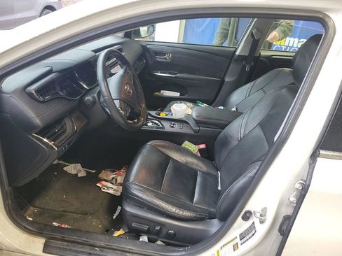 Used 2014 Toyota Avalon XLE Touring image 8