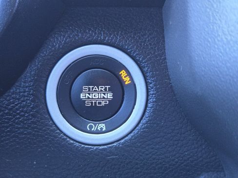 Used 2022 RAM 1500 Big Horn AWD/4WD image 23
