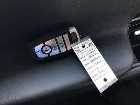 New 2025 Ford Expedition Tremor image 28