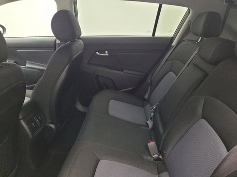 Used 2016 Kia Sportage LX AWD/4WD image 18