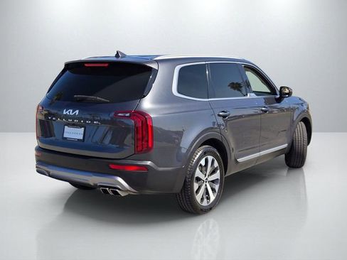 Used 2022 Kia Telluride S image 4