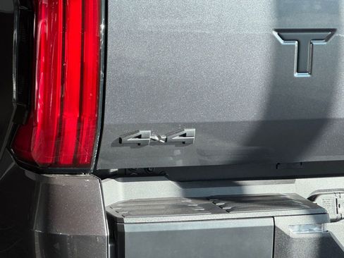 New 2026 Toyota Tundra SR5 AWD/4WD image 9