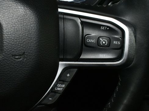 Used 2019 RAM 1500 Big Horn image 30