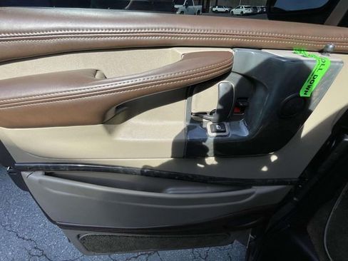 Used 2015 Chevrolet Express 2500 Extended RWD image 18