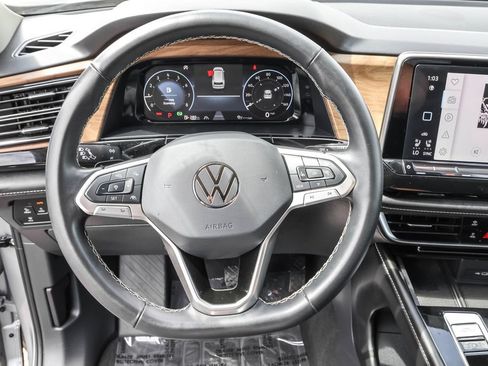 Certified 2024 Volkswagen Atlas SE AWD/4WD image 18