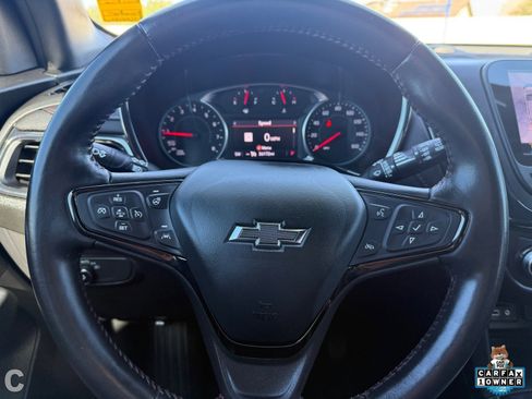 Certified 2022 Chevrolet Equinox RS w/ Infotainment Package image 26