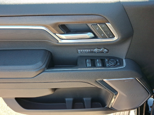 Used 2026 Chevrolet Silverado 1500 High Country w/ High Country Premium Package AWD/4WD image 12