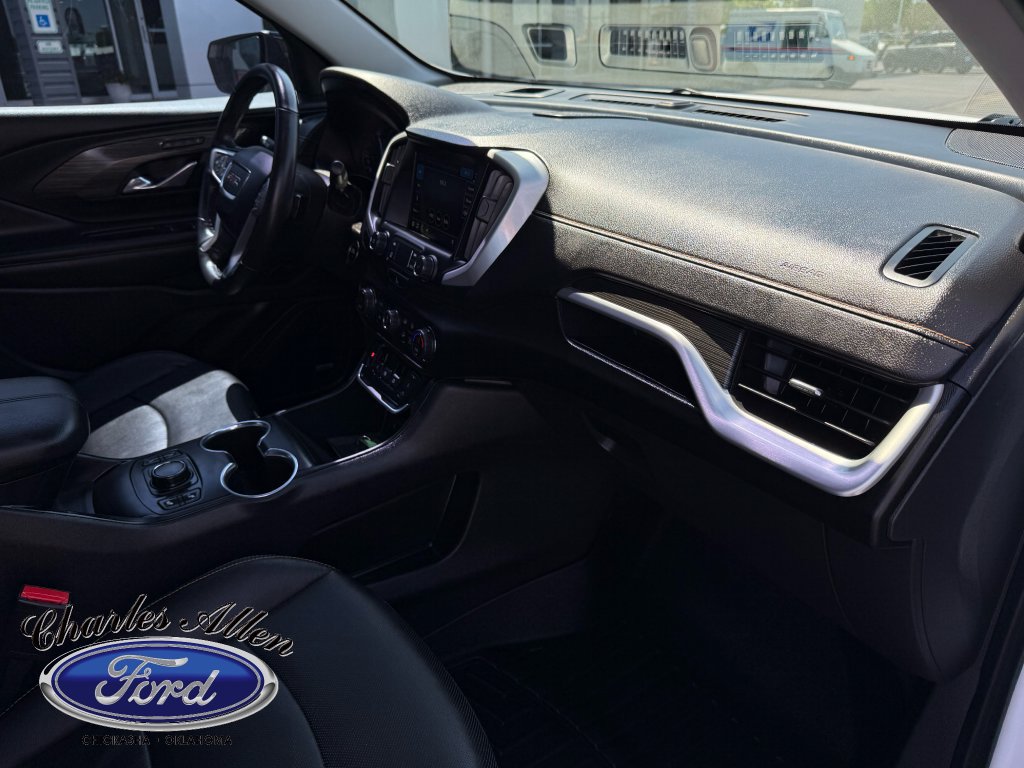 Used 2021 GMC Terrain SLT w/ Infotainment Package II AWD/4WD image 16