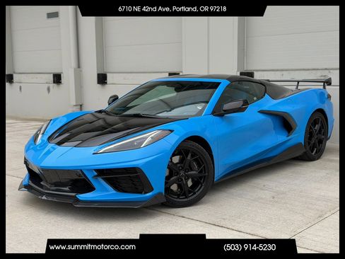 Used 2021 Chevrolet Corvette Stingray Premium Cpe w/ Z51 Performance Package RWD image 1