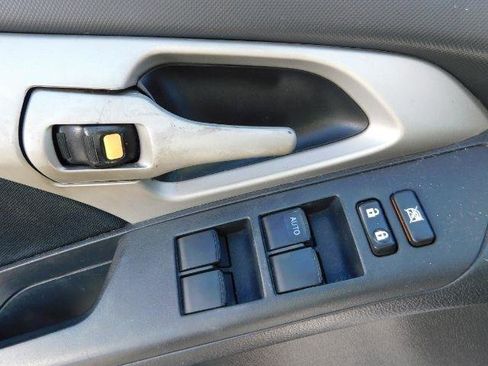 Used 2009 Toyota Matrix image 12