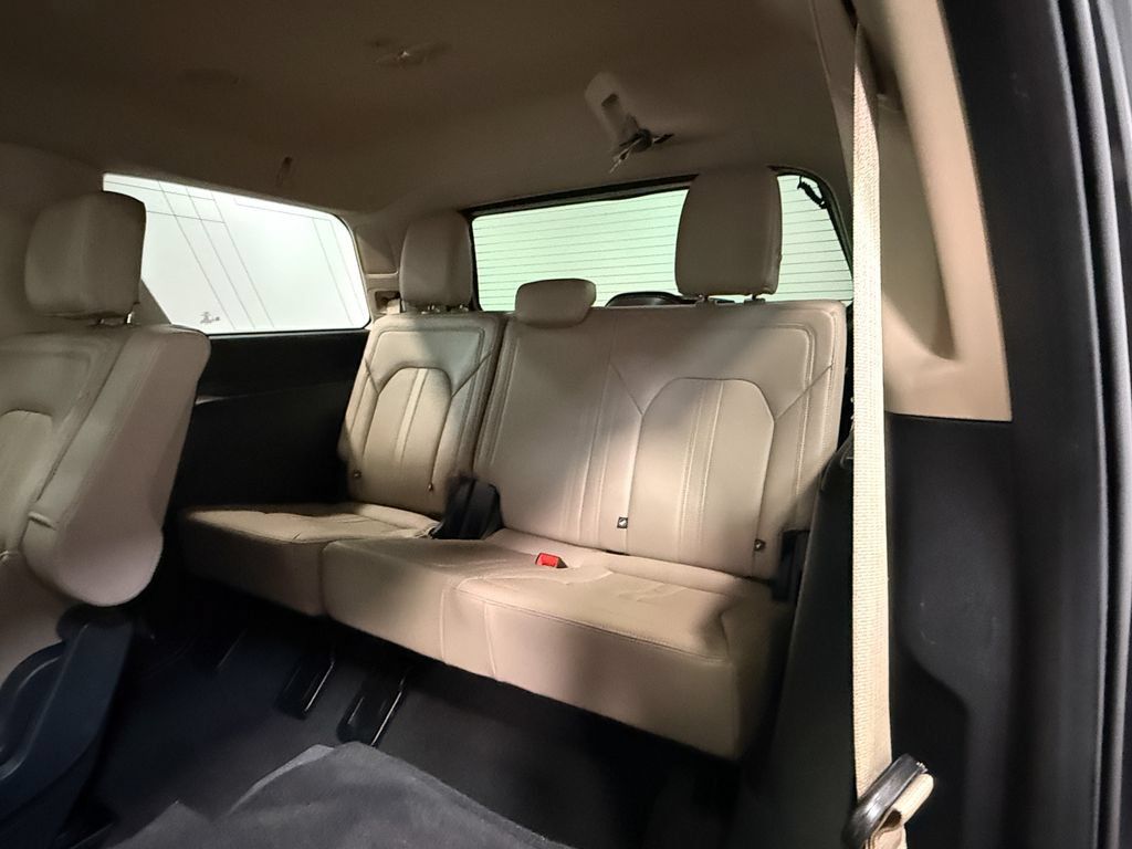 Used 2024 Ford Expedition Limited AWD/4WD image 49