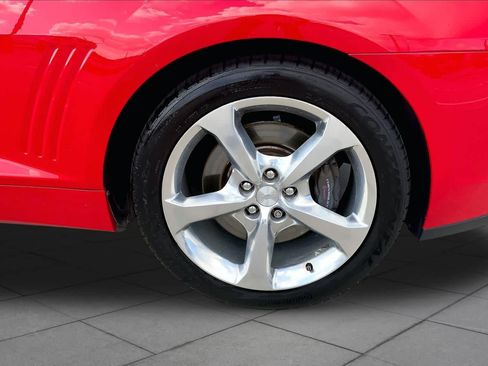 Used 2015 Chevrolet Camaro SS w/ RS Package RWD image 10