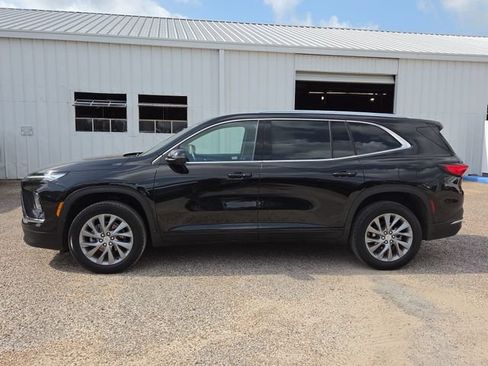 Certified 2025 Buick Enclave Preferred FWD image 43