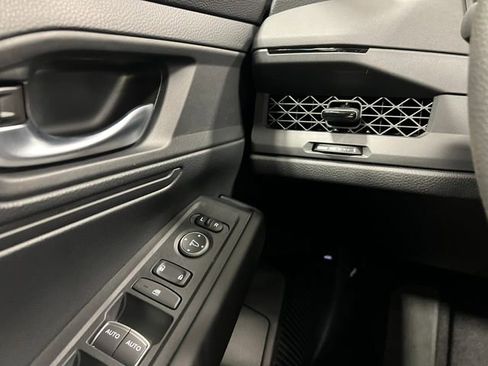 New 2025 Honda Accord LX image 17