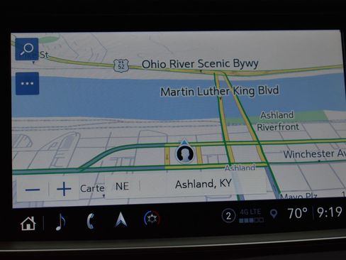 Used 2023 Cadillac XT5 Sportv w/ LPO, Floor Liner Package AWD/4WD image 31