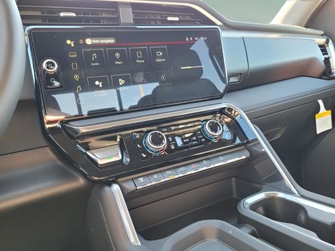 New 2026 GMC Sierra 3500 Denali w/ Technology Package image 27