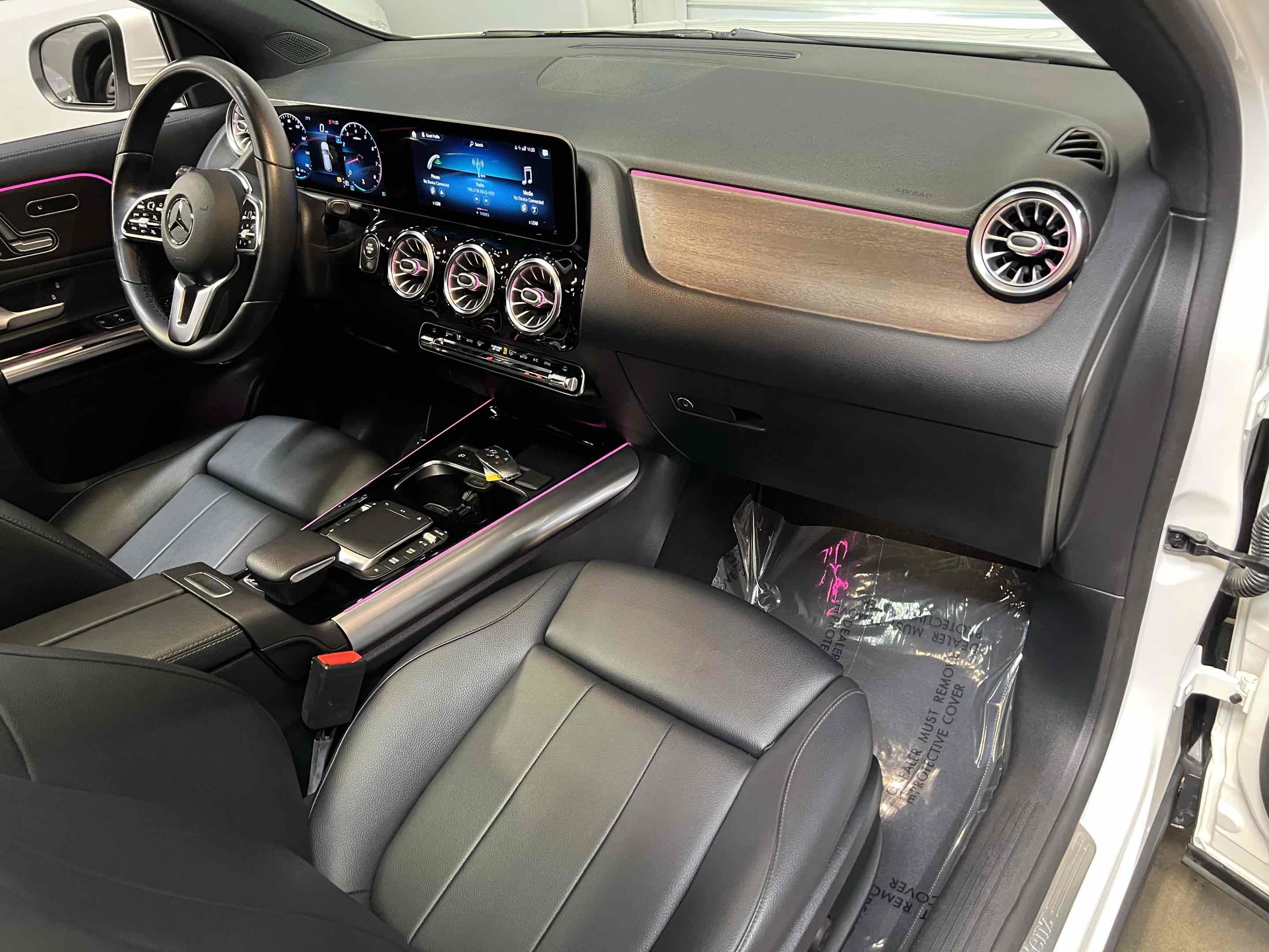 Used 2021 Mercedes-Benz GLA 250 4MATIC w/ Premium Package image 34