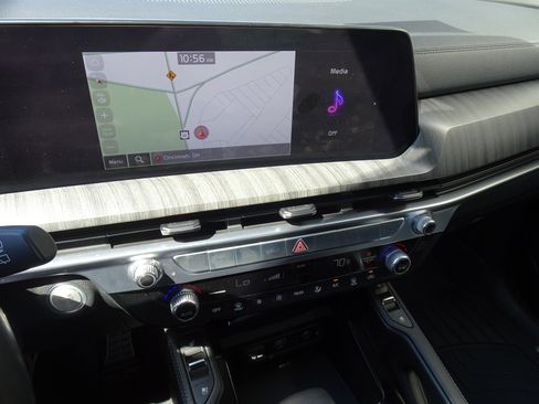 Used 2023 Kia Telluride SX FWD image 19