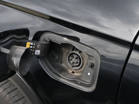 Used 2023 Jeep Grand Cherokee 4WD 4xe image 40