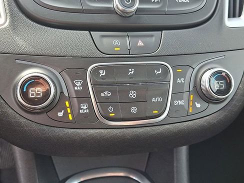 Used 2024 Chevrolet Malibu LT image 15