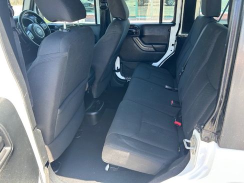 Used 2016 Jeep Wrangler Unlimited Sport AWD/4WD image 11