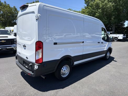 Used 2024 Ford Transit 250 148 Medium Roof Extended AWD w/ Load Area Protection Package image 10