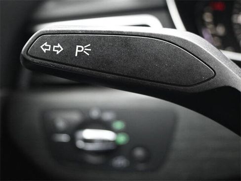 Used 2018 Audi A4 2.0T Ultra Premium w/ Convenience Package image 12