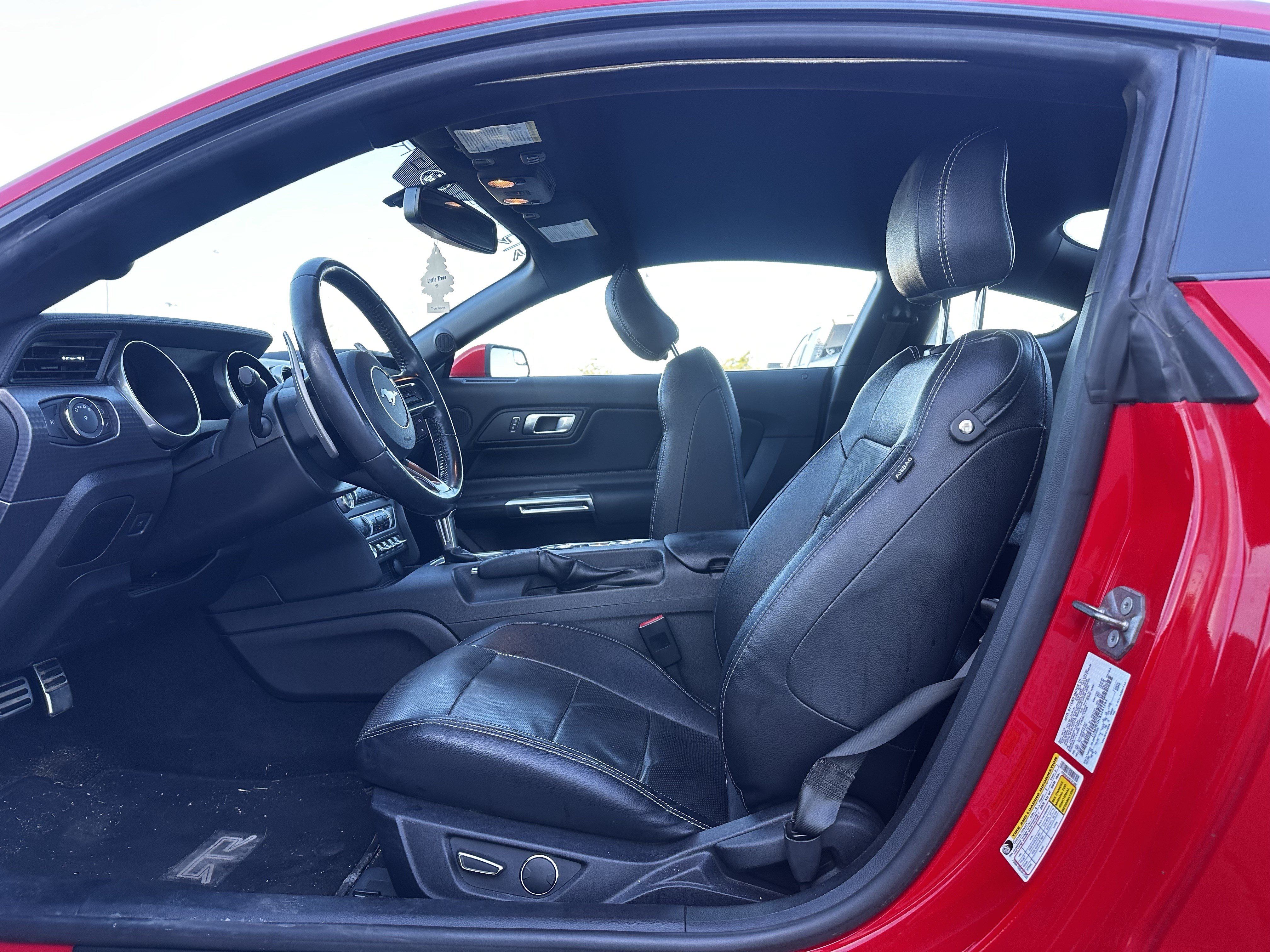 Used 2019 Ford Mustang Premium w/ Ecoboost Performance Package RWD image 8
