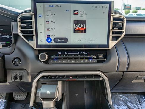 Used 2026 Toyota Sequoia Platinum AWD/4WD image 24