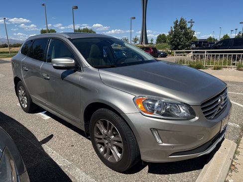 Used 2016 Volvo XC60 T5 Premier AWD/4WD image 3