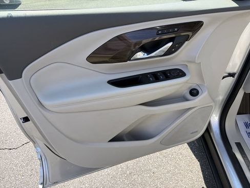 Used 2019 GMC Terrain Denali w/ Comfort Package AWD/4WD image 23