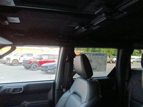New 2026 Ford Bronco Outer Banks AWD/4WD image 13
