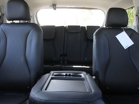 New 2027 Kia Carnival SX w/ Dark Edition Package FWD image 69