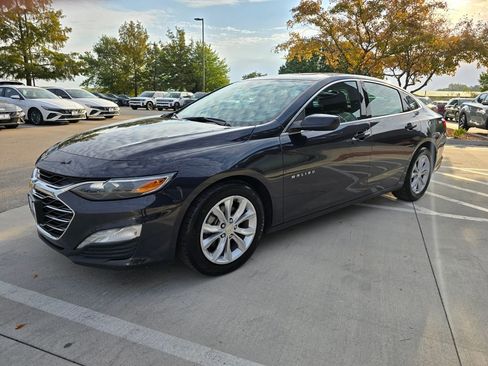 Used 2023 Chevrolet Malibu LT image 2