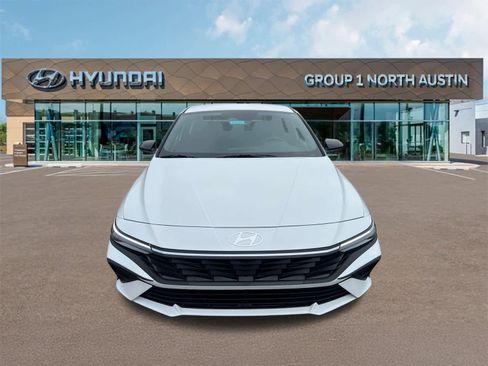 New 2025 Hyundai Elantra Sport FWD image 2