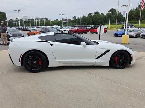 Used 2015 Chevrolet Corvette Stingray Coupe RWD image 13