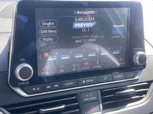 Used 2024 Nissan Altima 2.5 SR image 16