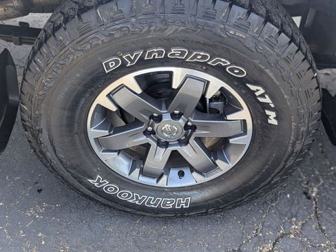 Used 2020 Nissan Frontier PRO-4X w/ Pro-4x Utility Package AWD/4WD image 37