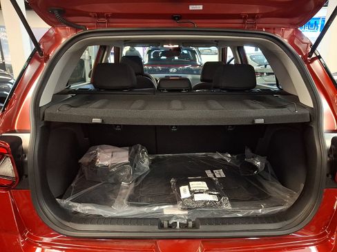 New 2025 Hyundai Venue SE image 20