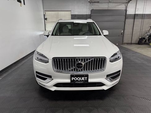 Used 2023 Volvo XC90 B6 Plus AWD/4WD image 3