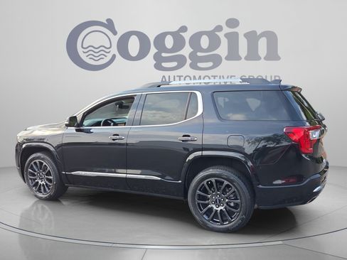 Used 2023 GMC Acadia Denali w/ Black Diamond Edition FWD image 3