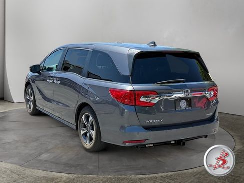 Used 2020 Honda Odyssey Touring image 5