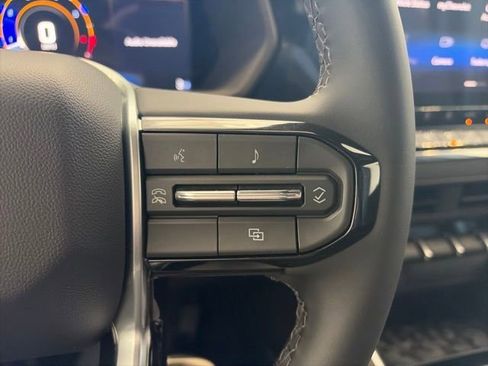 New 2026 Chevrolet Colorado W/T AWD/4WD image 17